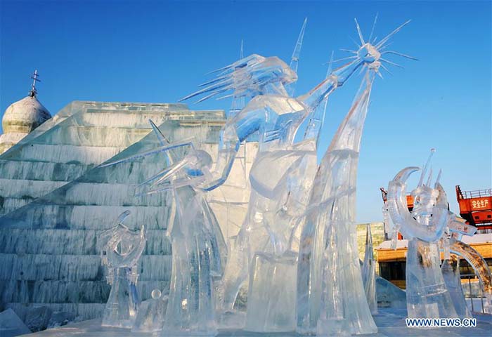 Concours international de sculpture sur glace à Harbin 