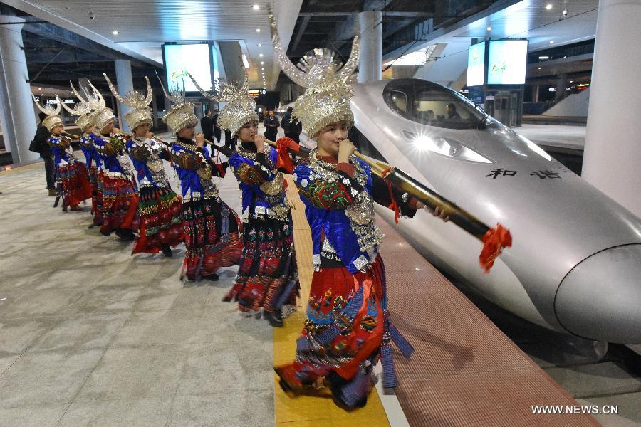 Chine : un nouveau chemin de fer relie deux villes importantes du sud-ouest