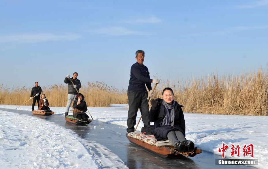 Hebei : le lac Baiyangdian en hiver