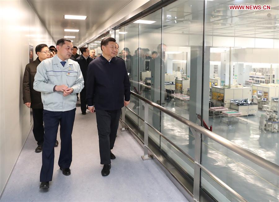 Xi Jinping met l'accent sur l'économie réelle et la fabrication de haute qualité