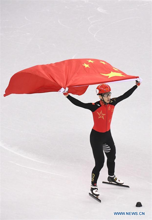 Jeux olympiques d'hiver : le Chinois Wu Dajing remporte l'or du 500m