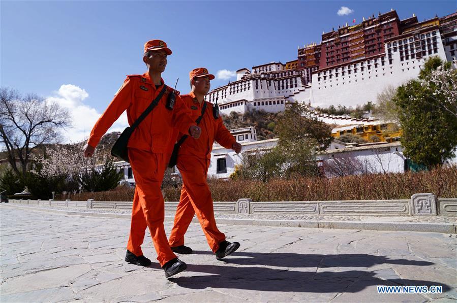 Tibet : exercice d'urgence au Palais du Potala de Lhassa