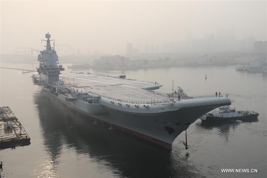 Essais en mer du premier porte-avions construit par la Chine