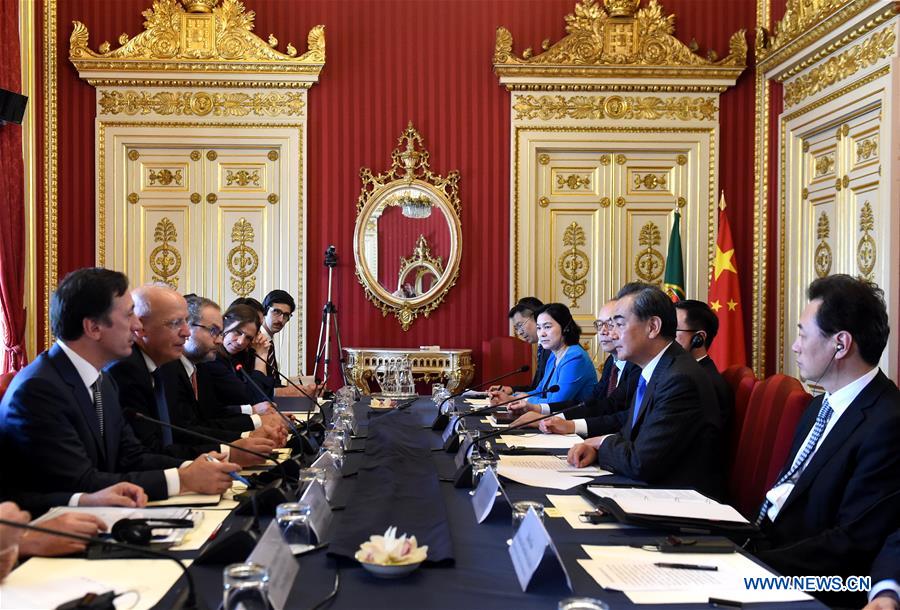 Les ministres chinois et portugais des AE souhaitent approfondir la coopération bilatérale