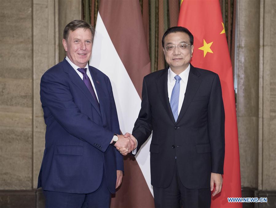 La Chine et la Lettonie s'engagent à renforcer leur coopération en matière d'innovation scientifique et technologique