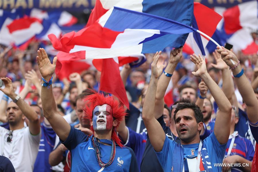 La victoire de la France en Coupe du monde ne surprend pas les fabricants chinois de drapeaux