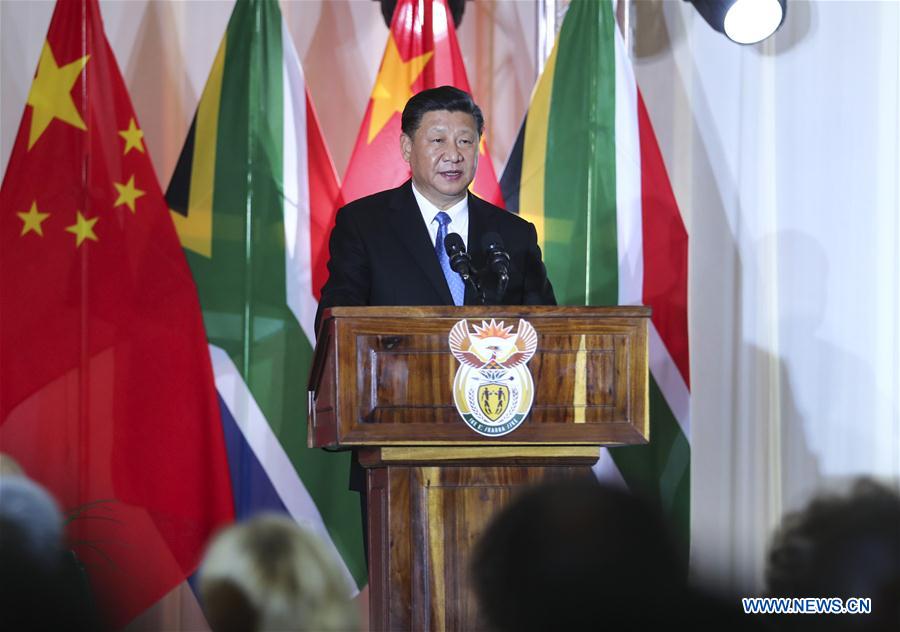 Xi Jinping appelle la Chine et l'Afrique du Sud à continuer de renforcer une relation encore plus étroite