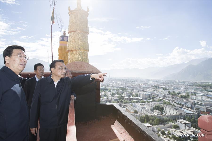 Le Premier ministre chinois met l'accent sur le développement et la prospérité durables au Tibet