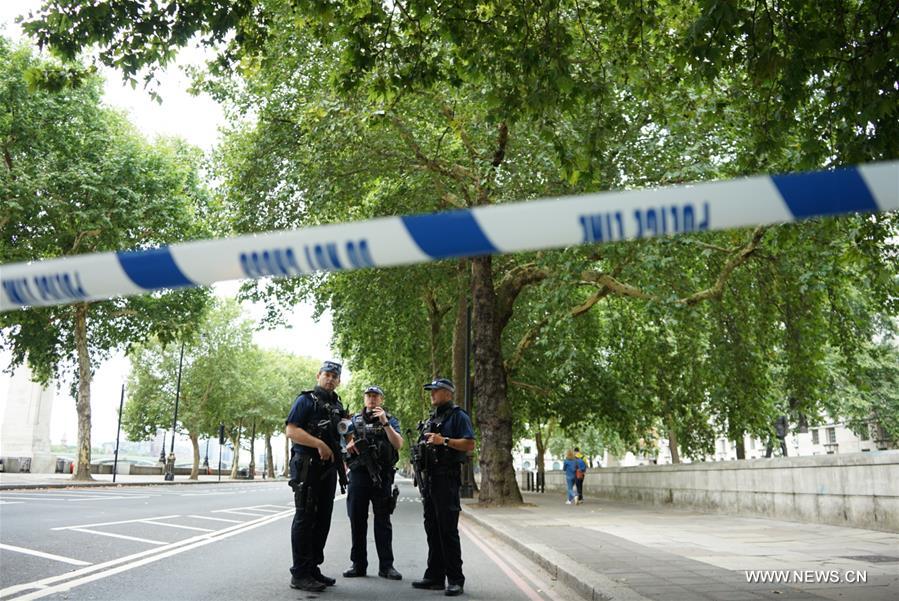 L'accident de voiture devant le Parlement britannique est traité comme un incident terroriste