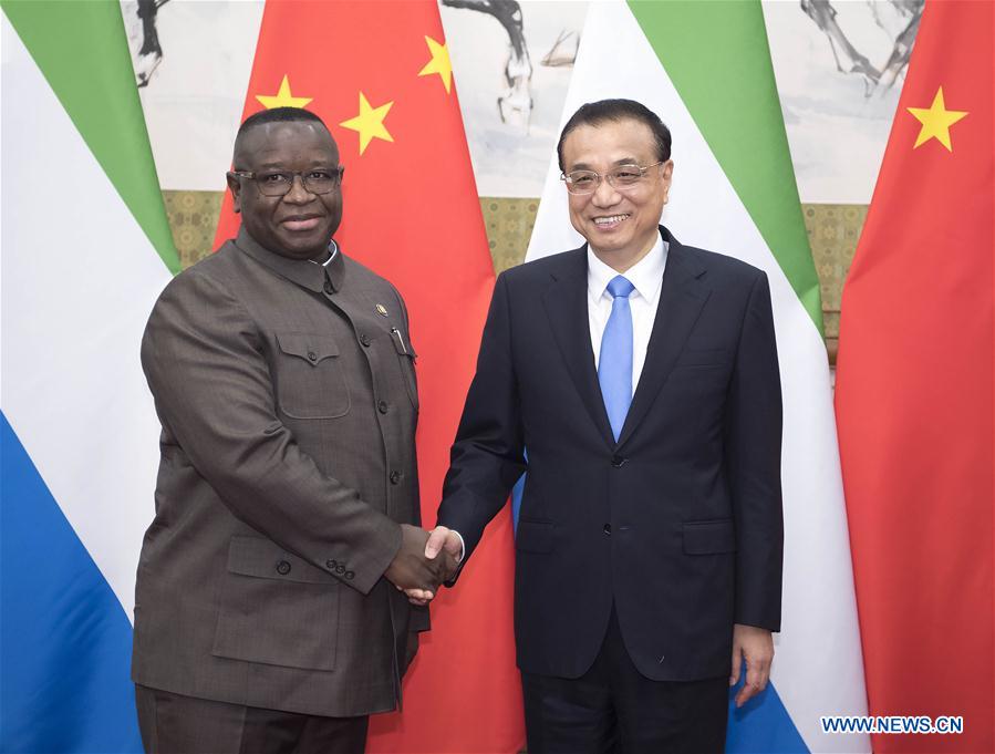 Le Premier ministre chinois rencontre le président sierra-léonais