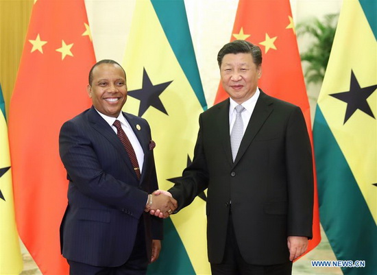 Xi Jinping rencontre le Premier ministre de Sao Tomé-et-Principe