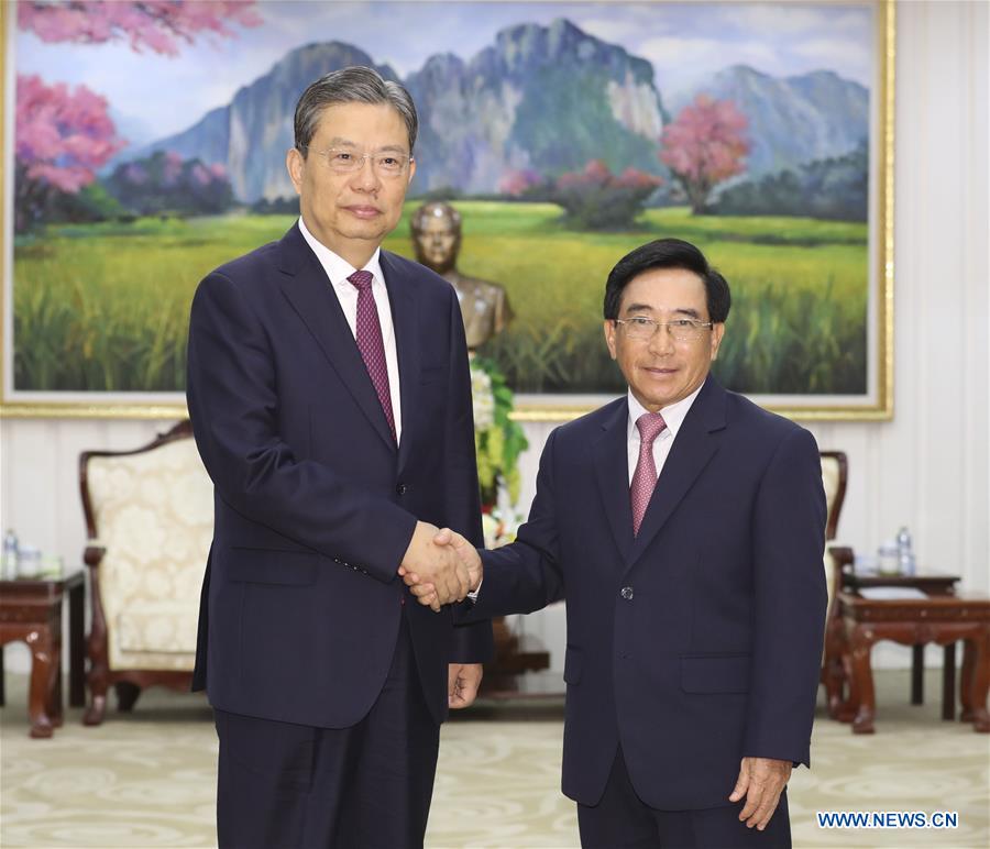 La Chine et le Laos s'engagent à approfondir les liens bilatéraux entre partis et pays