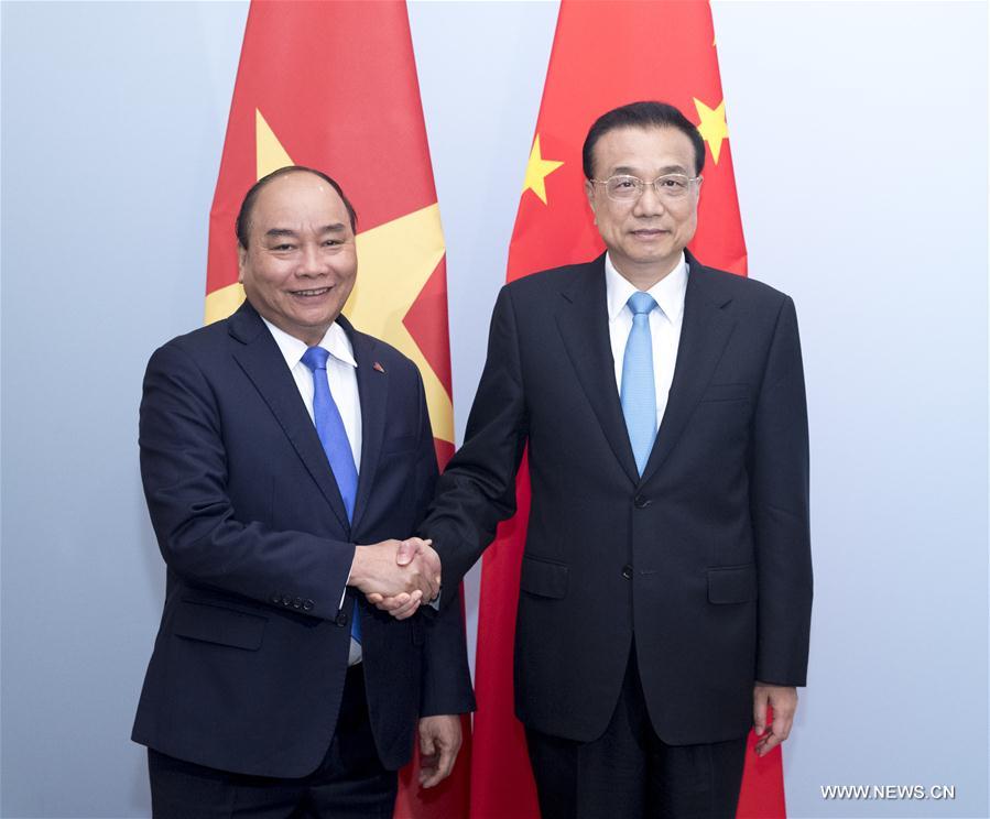 La Chine et le Vietnam aspirent à une coopération industrielle et commerciale plus étroite