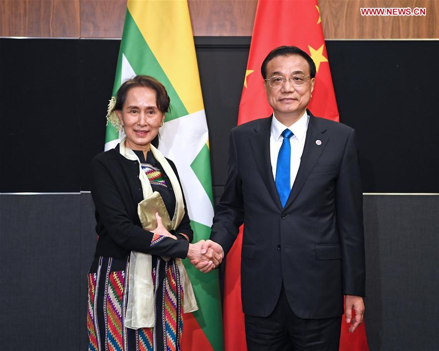 Le PM chinois Li Keqiang rencontre Aung San Suu Kyi pour discuter de la coopération entre les deux pays