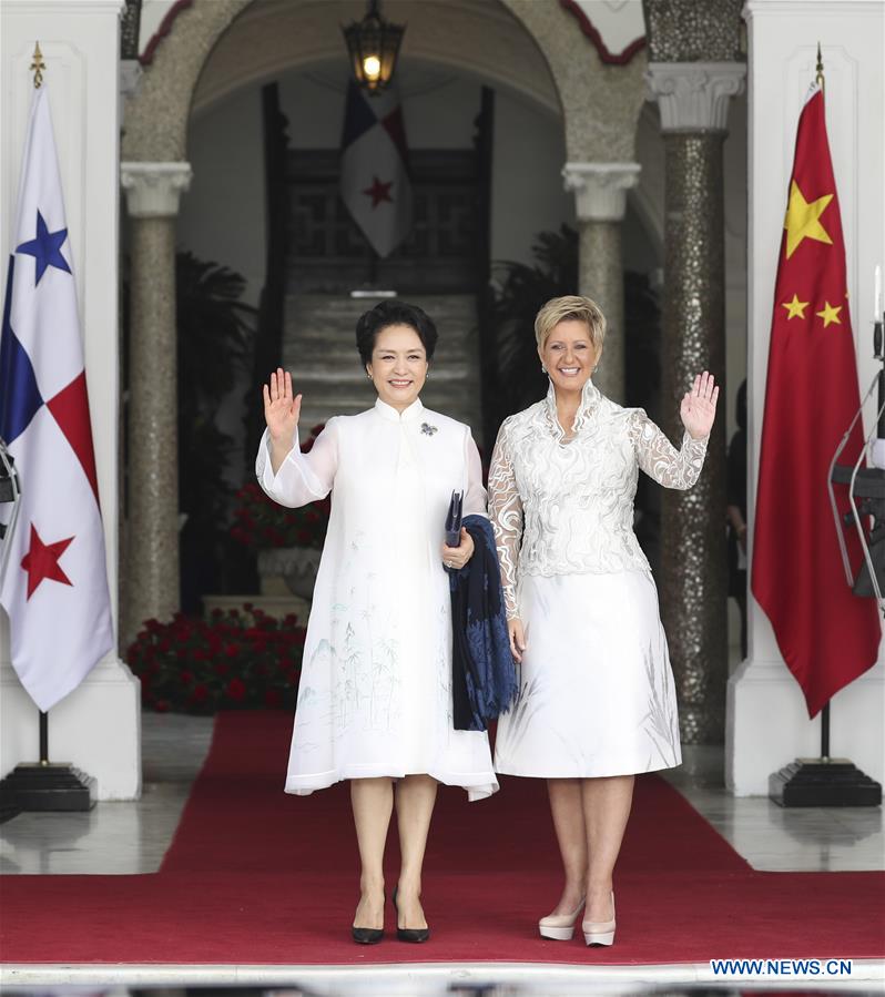 La première dame chinoise appelle à une coopération plus étroite avec le Panama sur la prévention du sida