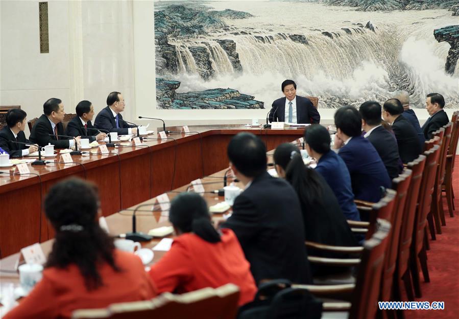 Li Zhanshu appelle les députés à l'APN à mieux remplir leurs devoirs