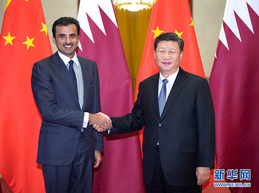 Le plus haut législateur chinois rencontre l'émir du Qatar