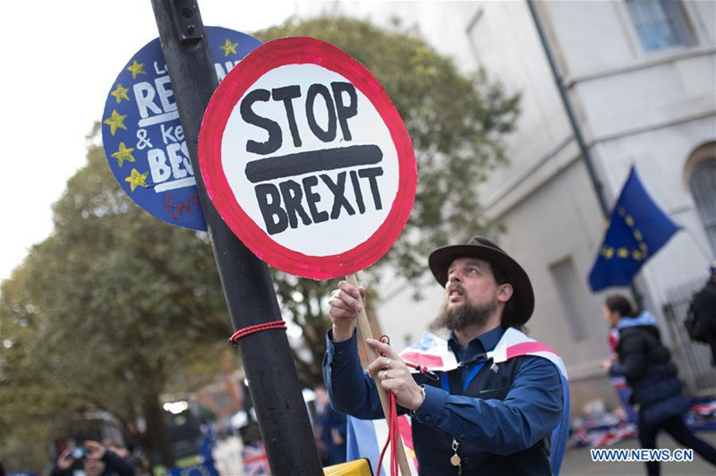 Les incertitudes du Brexit poussent des centaines de sociétés financières à quitter le Royaume-Uni