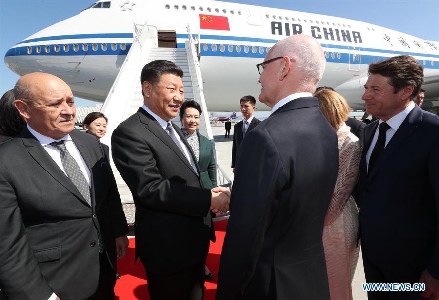 Xi Jinping arrive à Nice avant de se rendre à Monaco pour une visite d'Etat