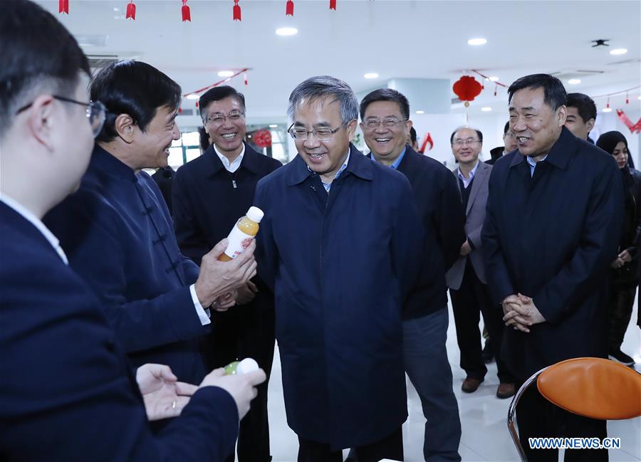 Un vice-Premier ministre chinois appelle à renforcer l'innovation des technologies agricoles