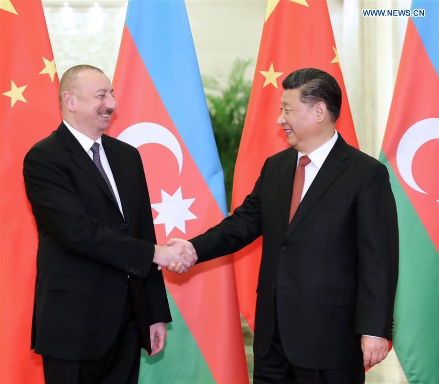 Xi Jinping rencontre le président azerbaïdjanais