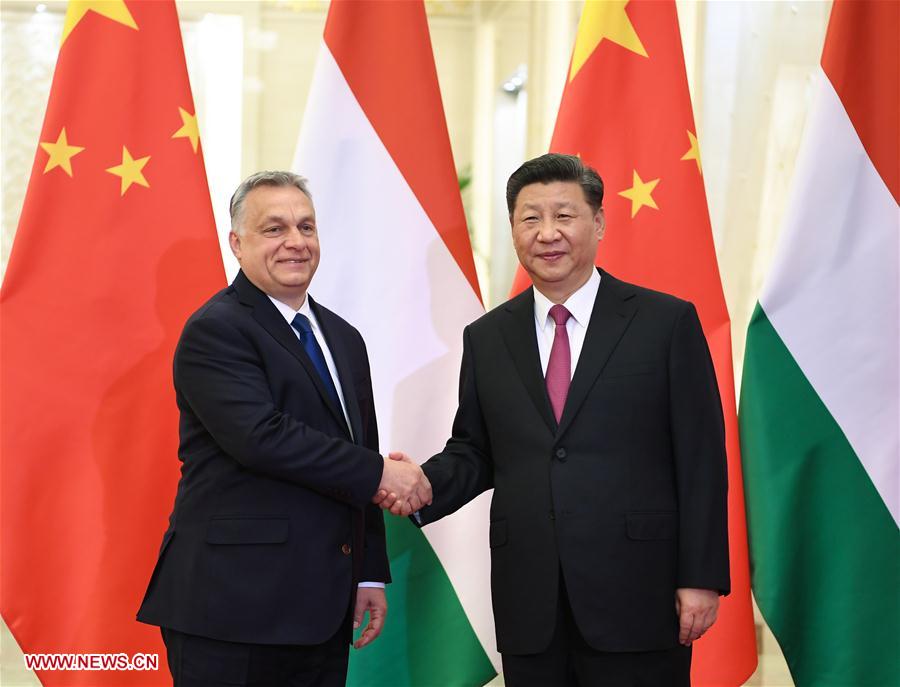 Xi Jinping rencontre le PM hongrois
