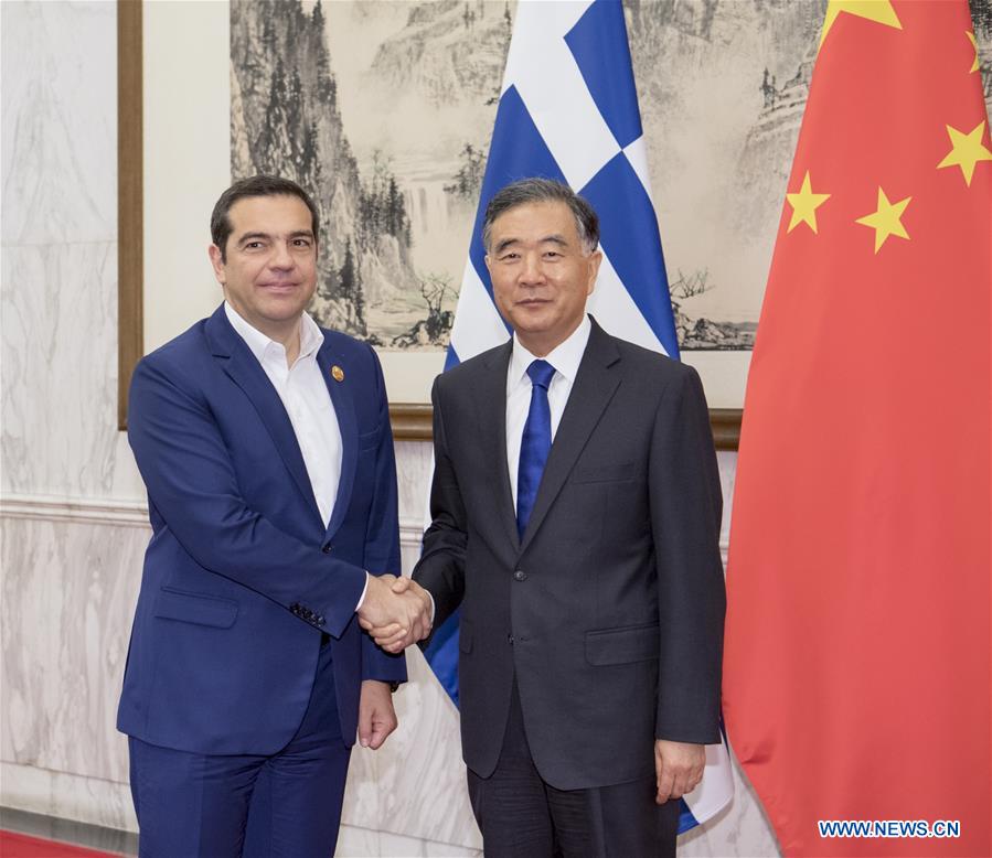 Wang Yang rencontre le Premier ministre grec