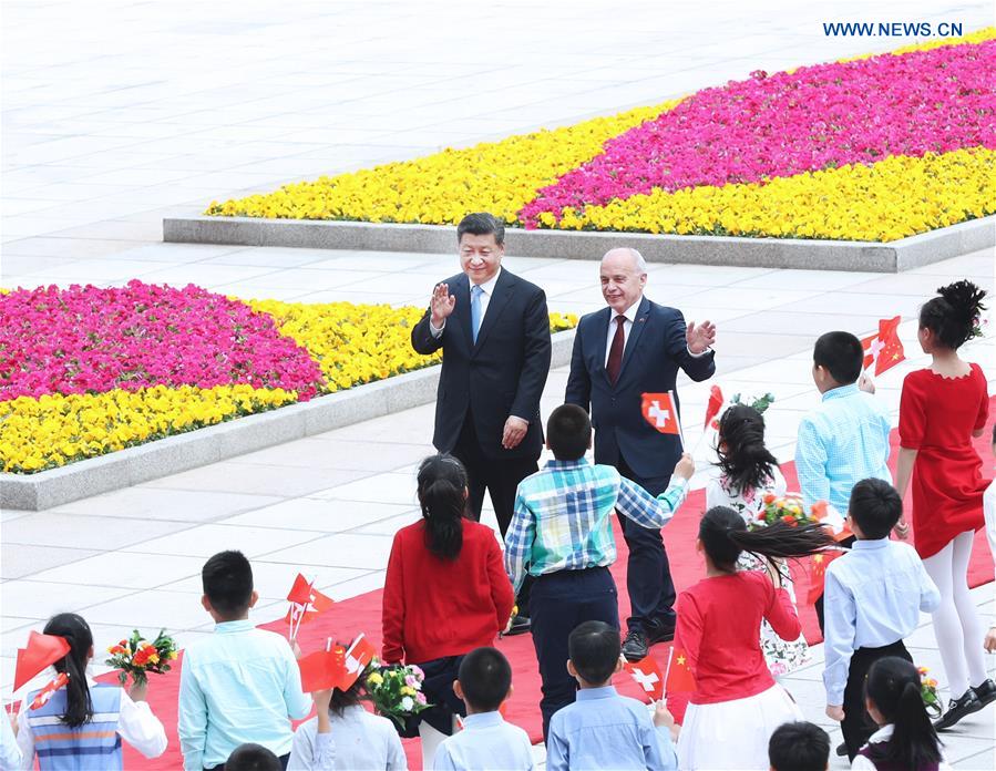 Xi Jinping s'entretient avec le président de la Confédération suisse