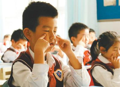 Plus de la moitié des élèves et étudiants chinois sont myopes