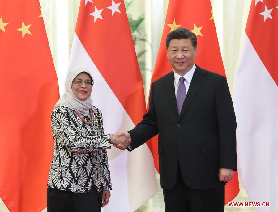 Xi Jinping rencontre la présidente singapourienne