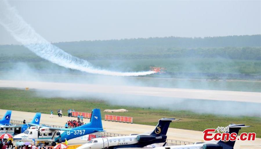Hubei : début du salon aéronautique World Fly-in Expo 2019