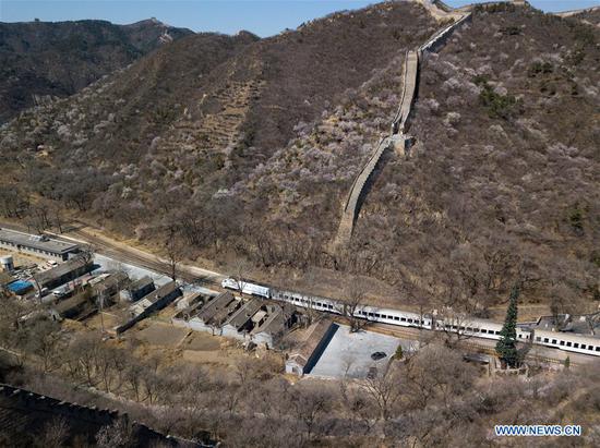 Un chemin de fer de 100 ans qui témoigne de la « vitesse chinoise »