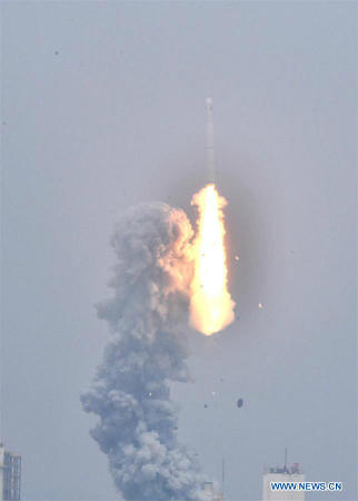 La Chine effectue le premier lancement maritime d'une fusée