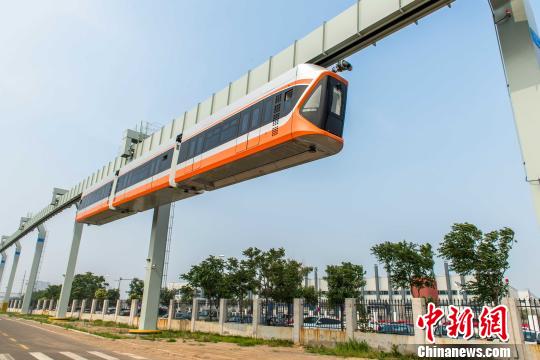 Wuhan va tester son « train volant » cette année