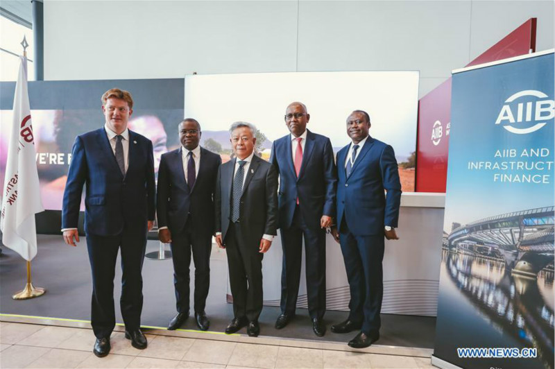 La BAII compte désormais 100 membres avec l'adhésion de trois pays africains 