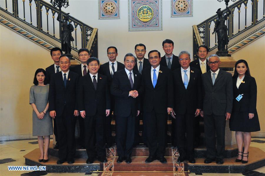 La Chine et la Thaïlande s'engagent à promouvoir leurs relations et coopération