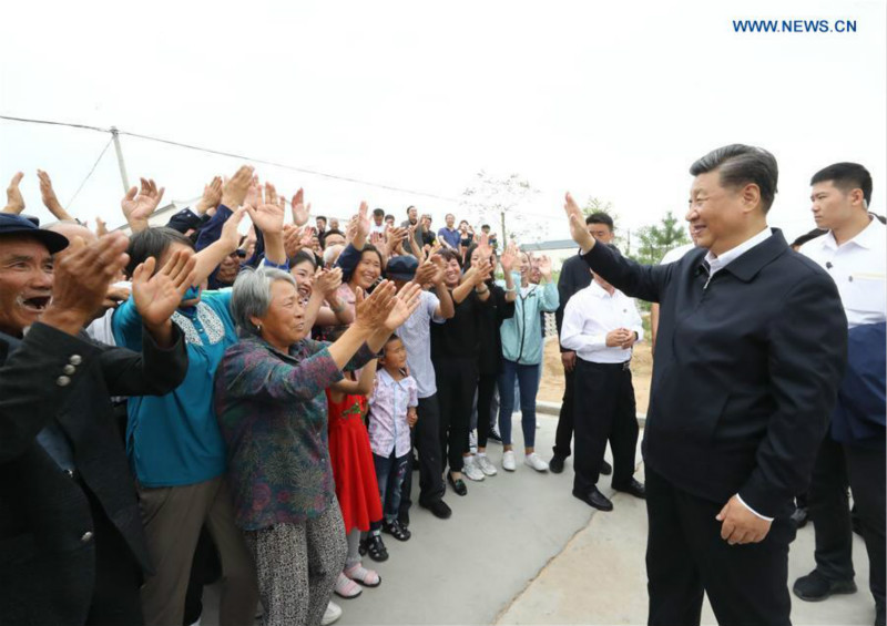 Xi Jinping inspecte un village et une zone de reboisement dans le nord-ouest de la Chine