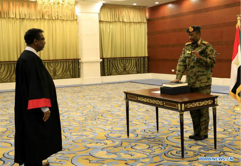 Soudan : Abdel Fattah al-Burhan prête serment en tant que chef du Conseil souverain