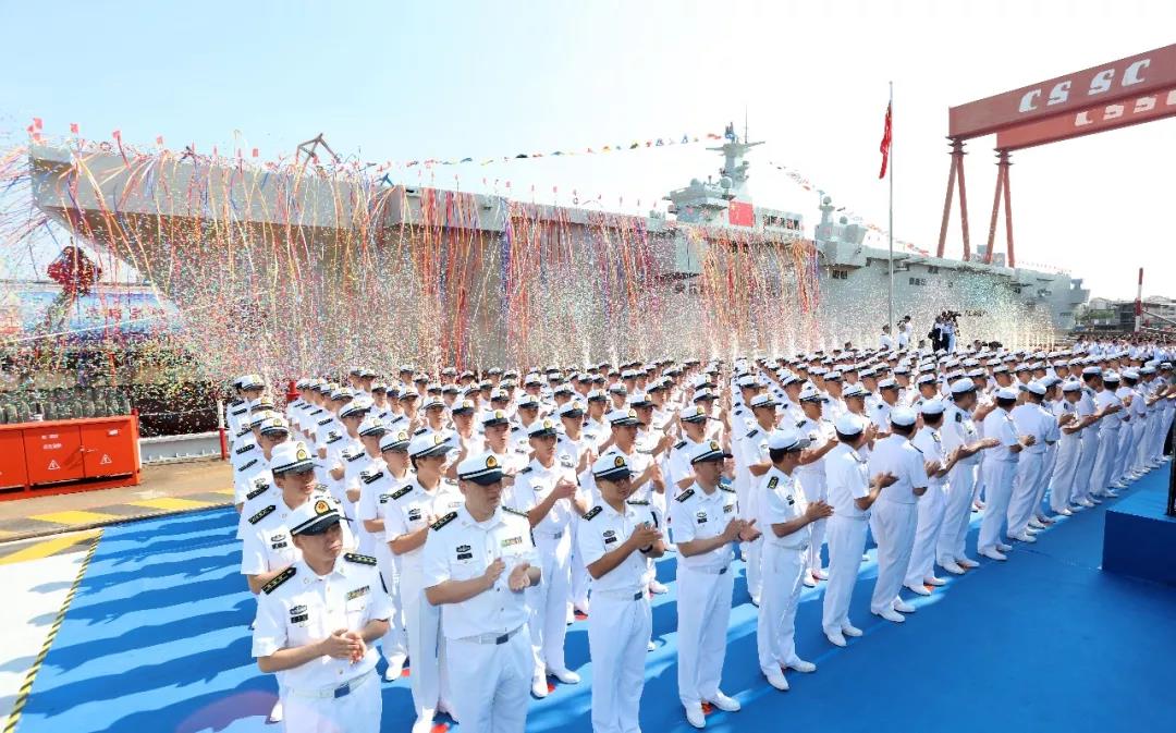 La marine chinoise lance son premier navire d'assaut amphibie