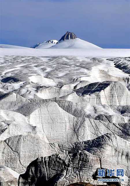Le glacier de Pulokanri au Tibet