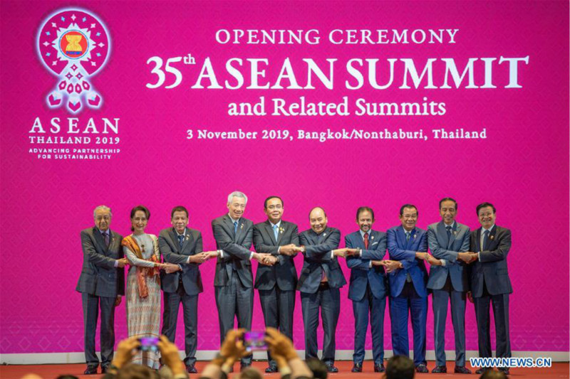 Ouverture du 35e sommet de l'ASEAN en Thaïlande avec un accent mis sur le multilatéralisme et la connectivité