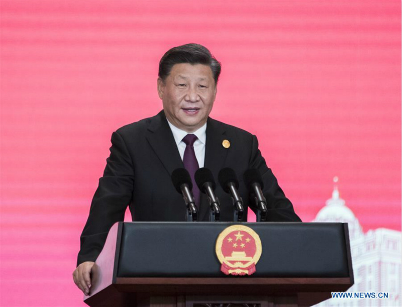 Xi Jinping offre un banquet aux invités participant à la CIIE
