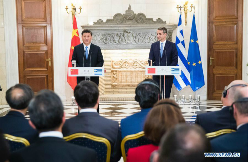 Xi appelle au renforcement de la coopération pratique sino-grecque