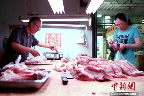 Le gouvernement chinois va libérer 20 000 tonnes de réserves de porc