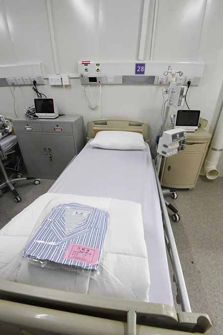 L'hôpital Huoshenshan de Wuhan a reçu son premier groupe de patients
