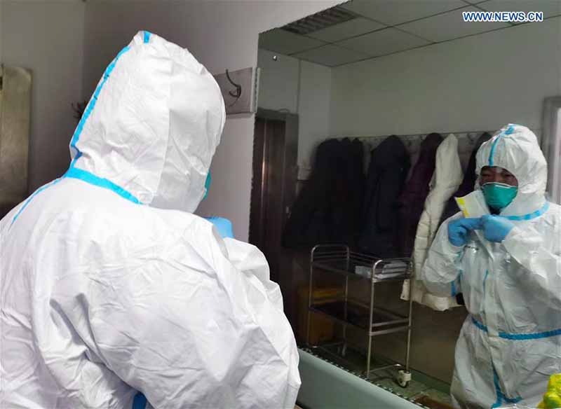 En photo : des histoires du personnel médical dans les salles d'isolement à Wuhan
