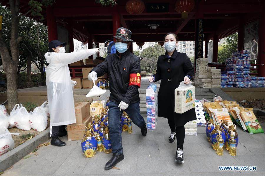 Achat groupé des produits de première nécessité en ligne à Wuhan