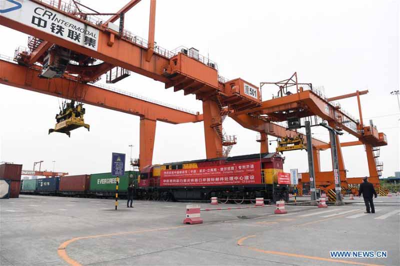 Chongqing lance un nouveau service postal ferroviaire entre la Chine et l'Europe