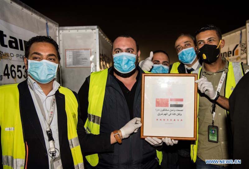 (COVID-19) L'Egypte reçoit son premier lot de matériel anti-coronavirus chinois