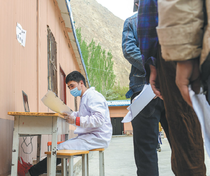 Dans le Xinjiang, les soins de santé à distance atteignent de nouveaux sommets